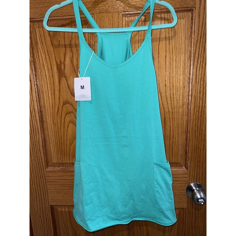 Women’s Teal/Green Race back Athletic Dress With Pockets Size Medium NWT